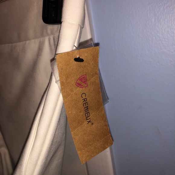 NWT Cremieux Women’s Shorts - Picture 2 of 2